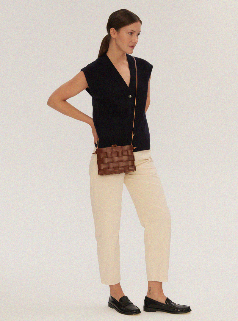PANE Crossbody Woven Bag Light Brown - Image 2