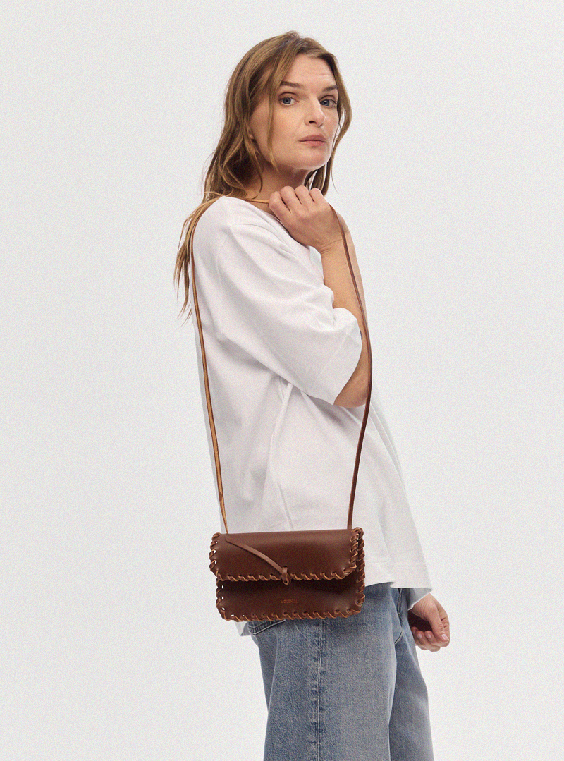 PECORA Crossbody Woven Bag Light Brown - Image 4