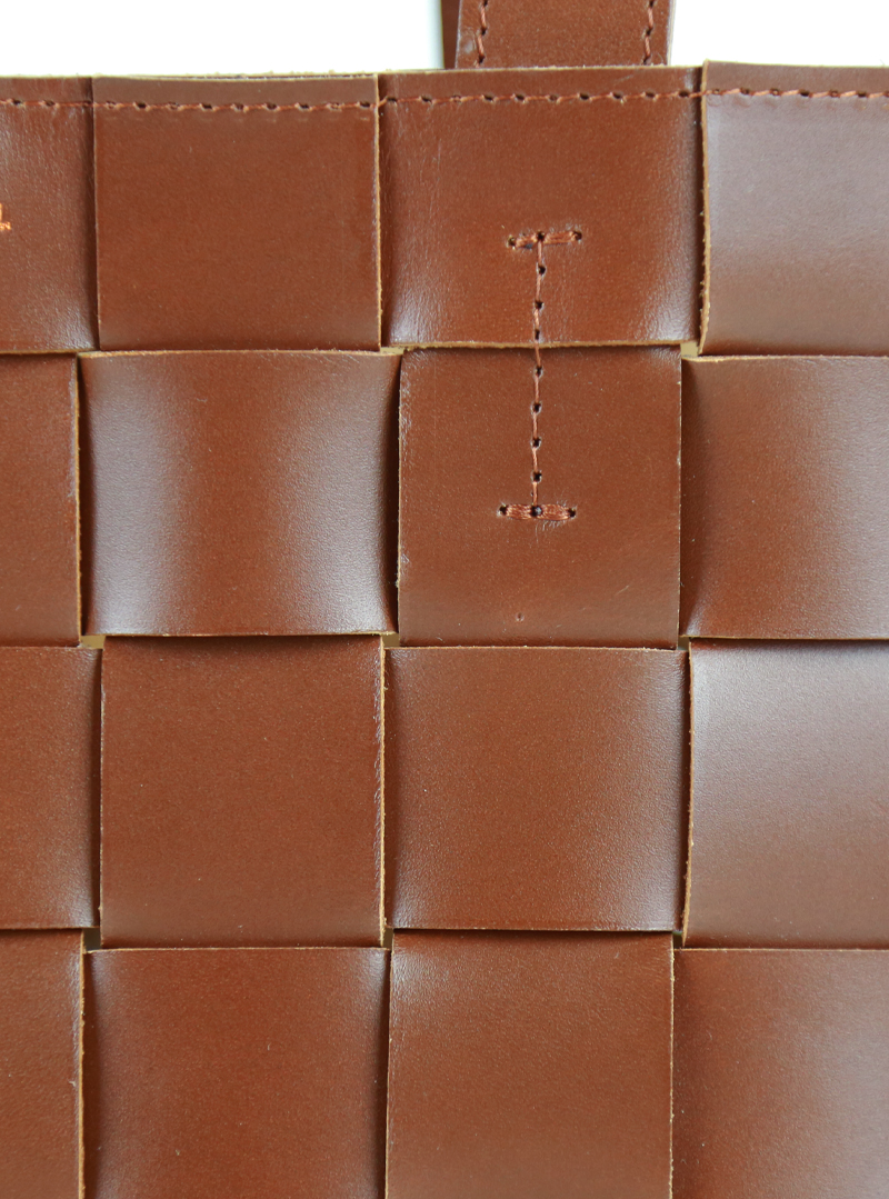 PANE Small Shopper Woven Bag Light Brown Sample Sale - obrazek 3