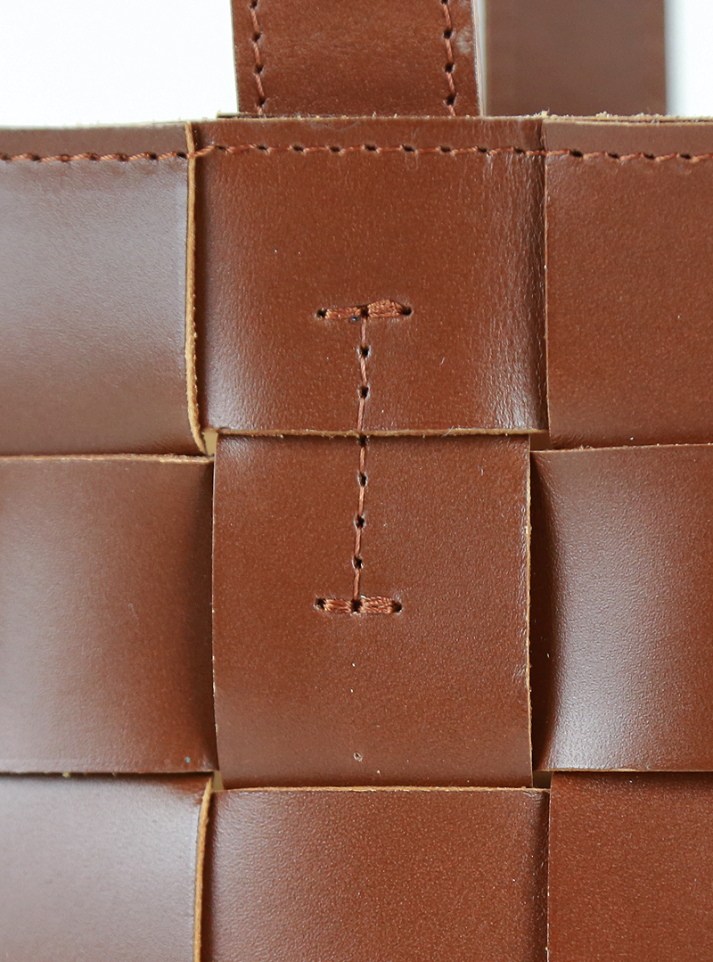 PANE Small Shopper Woven Bag Light Brown Sample Sale - obrazek 2